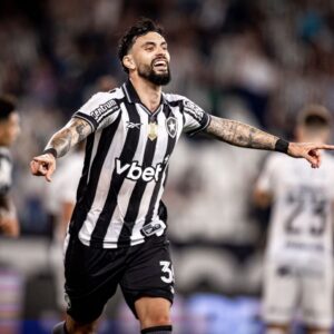 Mastriani perde espaço no Botafogo e vive momento de indefinição sob comando de Davide Ancelotti