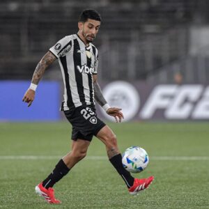 Santiago Rodríguez brilha e reforça boa fase sob comando de Davide Ancelotti no Botafogo