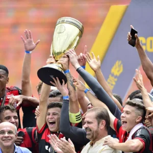 Flamengo decide não disputar a Copinha 2026 e prioriza elenco sub-20 no início do Carioca