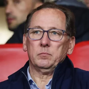 Relação entre Botafogo e Lyon esfria, mas clube francês segue de olho em jogadores alvinegros