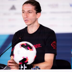 Filipe Luís confia no Flamengo e projeta final da Copa Intercontinental contra o PSG